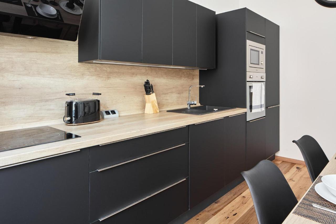 Prague Days - Stylish Apartment - Workspace Bagian luar foto