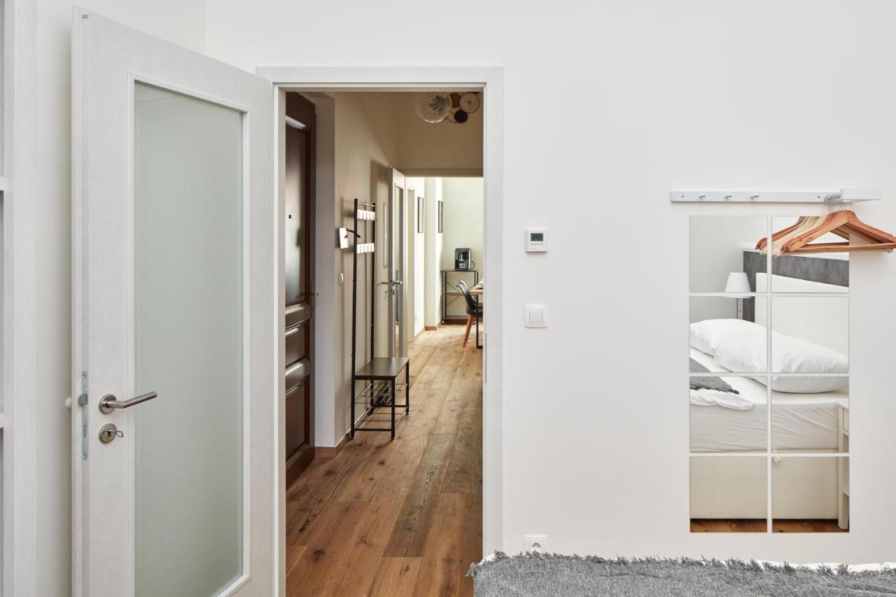 Prague Days - Stylish Apartment - Workspace Bagian luar foto
