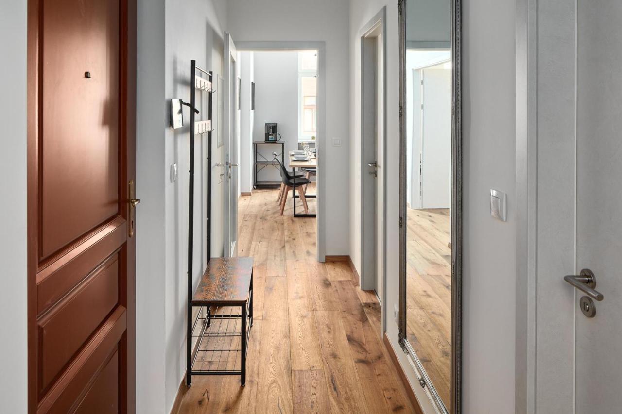Prague Days - Stylish Apartment - Workspace Bagian luar foto